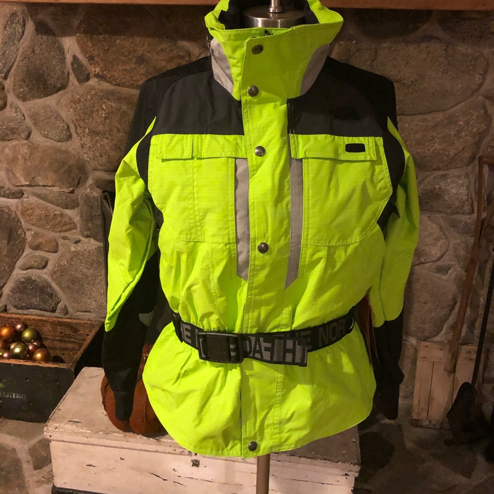 The North Face Women’s Rendezvous Ski coat Green